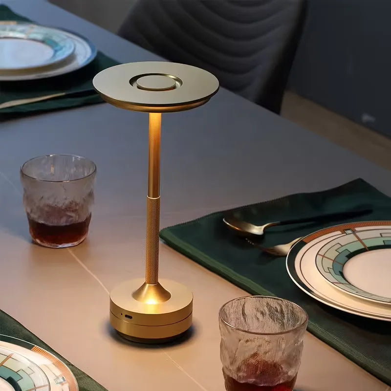 Dropshipping Lampe Bureau Dimmable Modern Wireless Rechargeable Bed Side Cordless LED Electroplated Metal Cordless Table Lamp